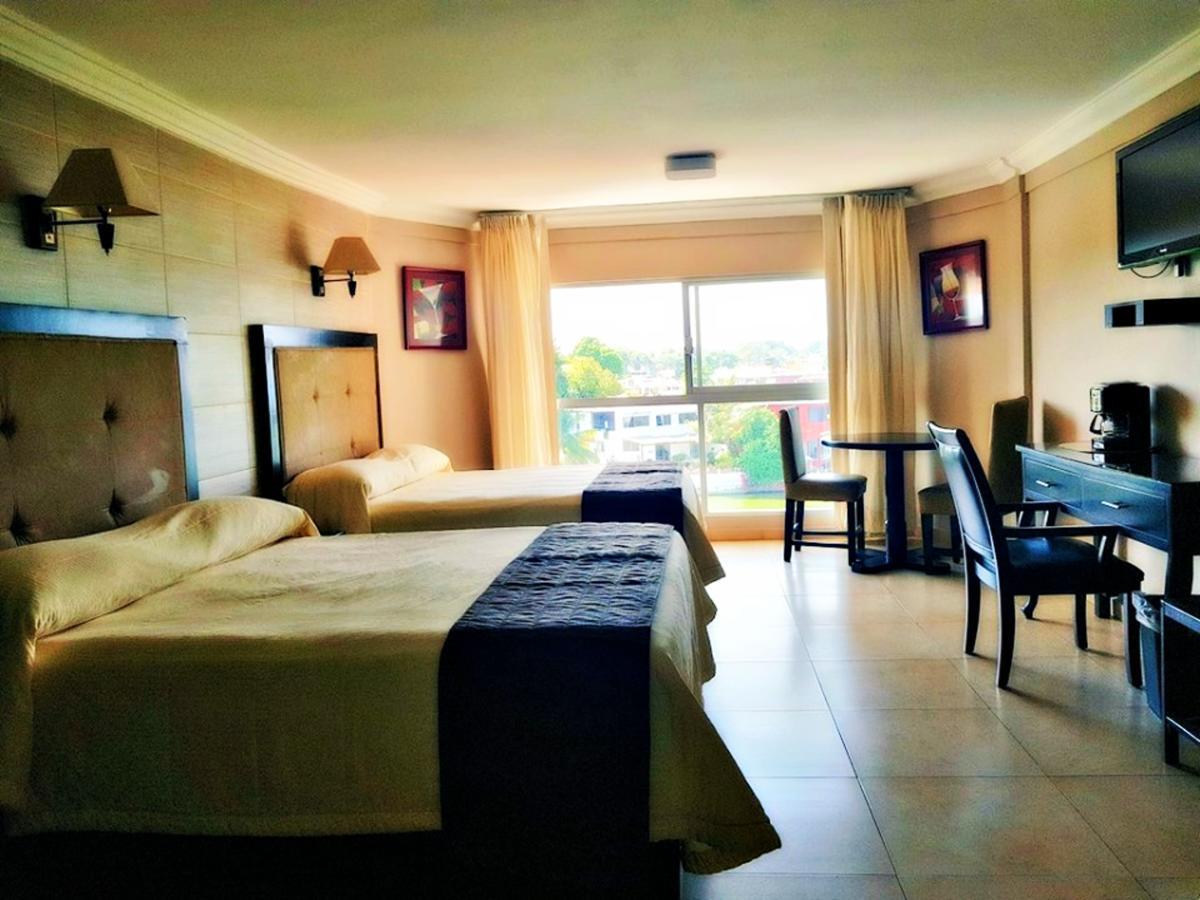 Hotel Graham فيلاهيرموسا المظهر الخارجي الصورة